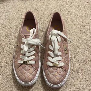 Never worn guess sneakers